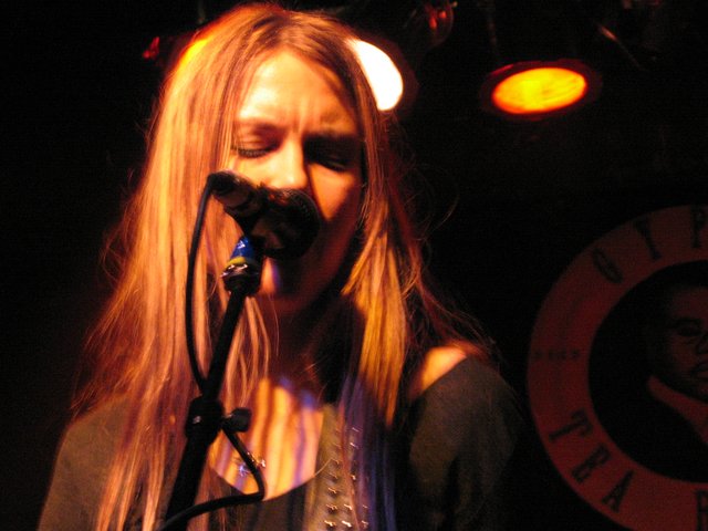 Juliana Hatfield