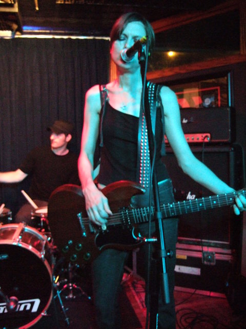 Pete Caldes, Juliana Hatfield