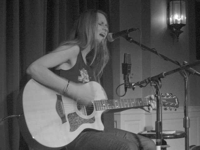 Juliana Hatfield