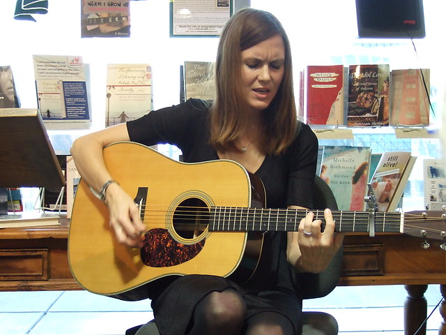 Juliana Hatfield